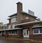 De ingangspartij met de monumentale schoorsteen
<br/>
Richard Keijzer, 2014-10-30